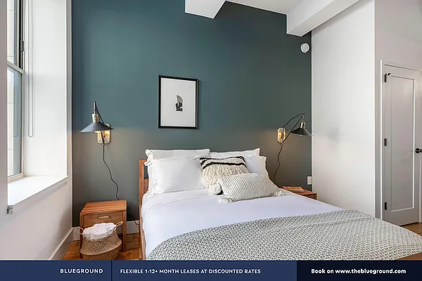 Rented by The Blueground | media 52