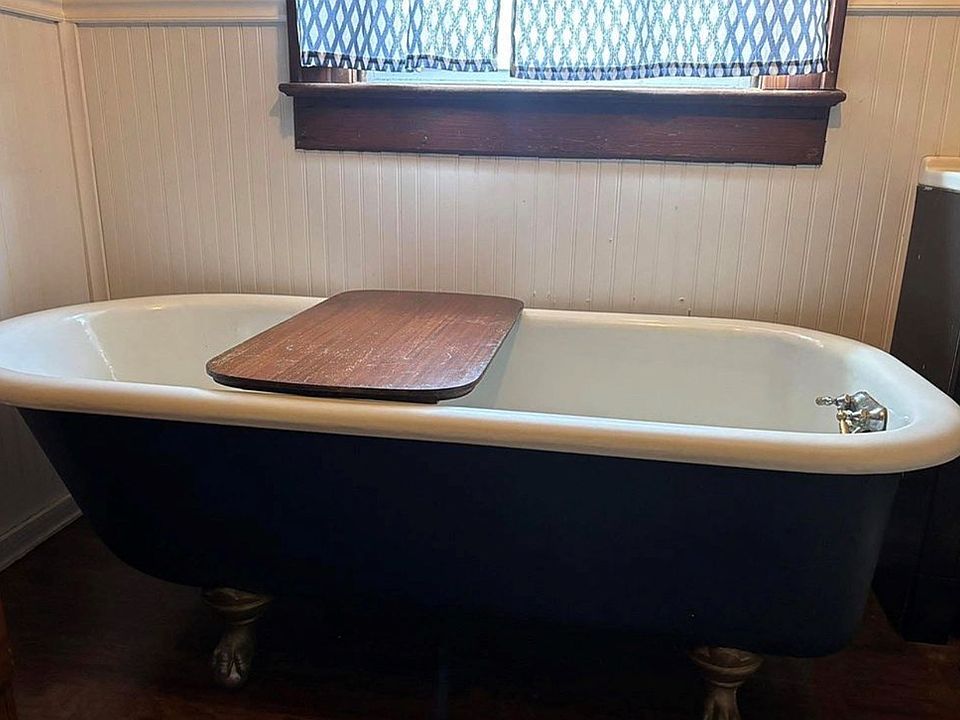 22nd image of this home