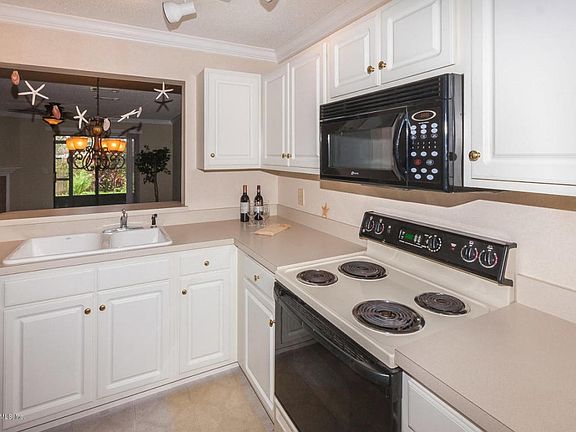 4th image of 803 Marsh Cove Pl