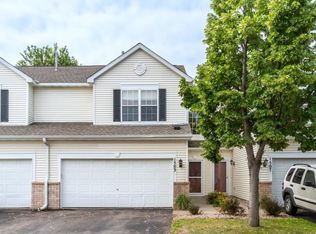 1503 Yorkshire Ln, Shakopee, MN 55379