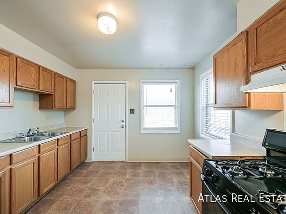 5th image of 4505 E Yale Ave