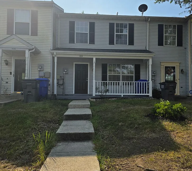 404 Trefoil Pl