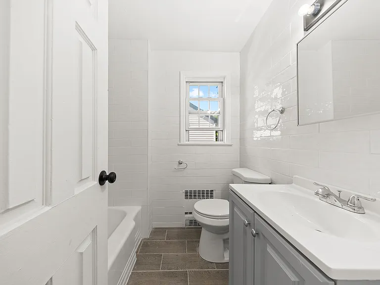 493 Beverly Rd #1 — Photo 11