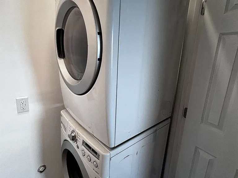 Laundry in unit