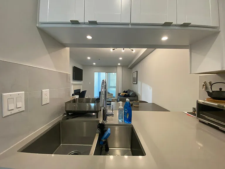 2238 Eton St #310 — Photo 4
