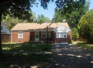 671 S Apache Dr, Wichita, KS 67207