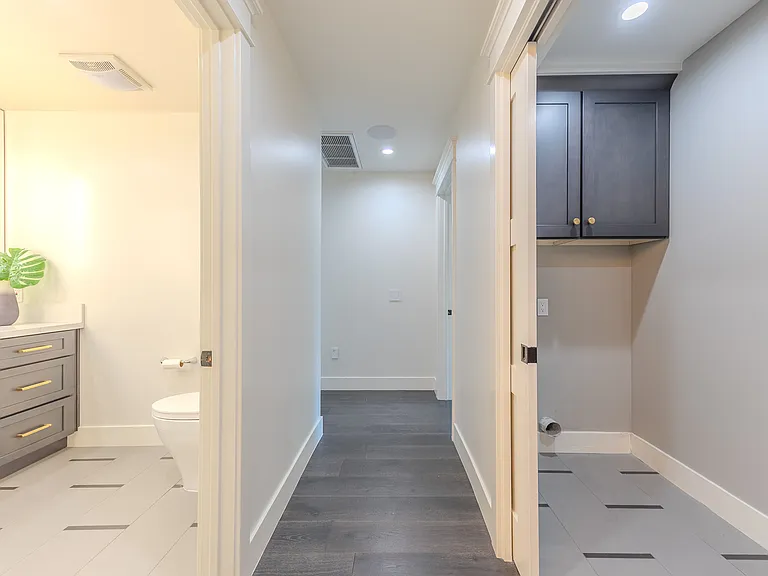 2150 S El Molino Ave — Photo 43