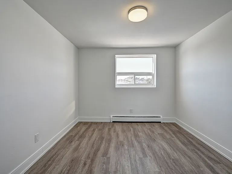 39 Willow Rd — Photo 30