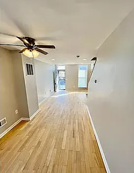 1599 Retreat St — Photo 5