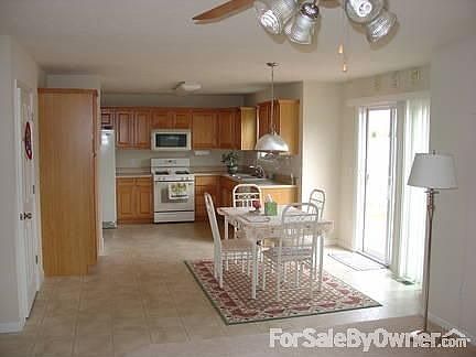 Kitchen & Informal Dining