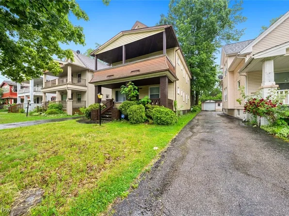 11224 Parkview Ave, Cleveland, OH 44104