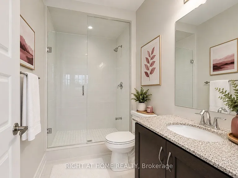 1387 Aymond Cres — Photo 21