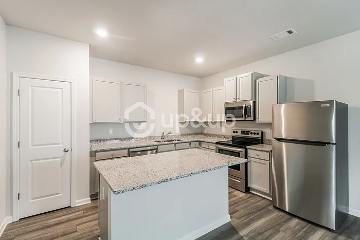 110 Heard Ln — Photo 5