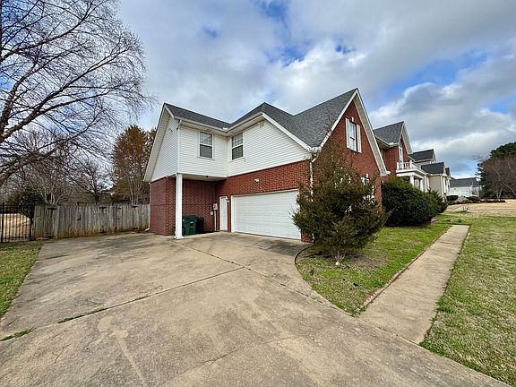 2nd image of 3834 E Chadwick Dr