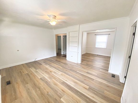 4th image of 509 46th St SE