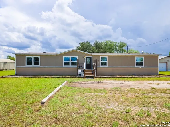 574 Hwy 181 Frontage North, Beeville 78102