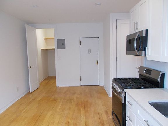 3rd image of 446 Saint Johns Pl #A6