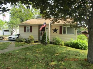 18 Middle Rd, Gardner, MA 01440