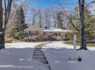 45 Queens Dr E, Little Silver, NJ 07739