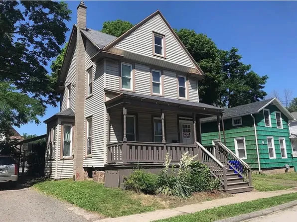 11 Union St, Brockport, NY 14420