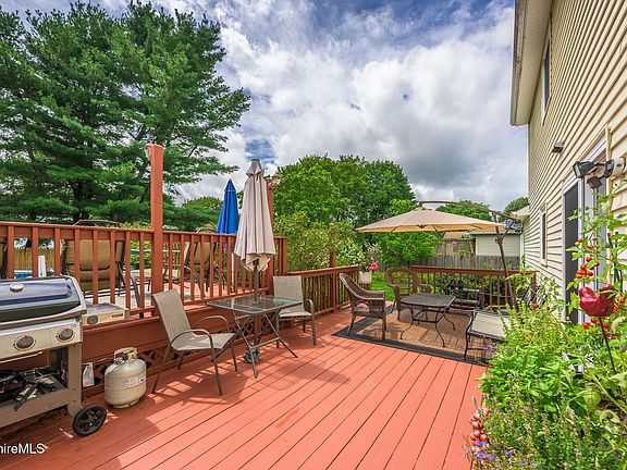 5th image of 117 Lucia Dr