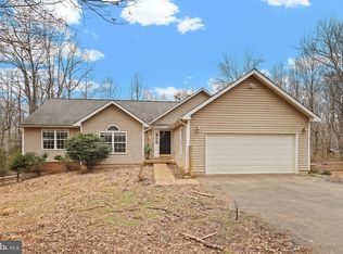 18343 Ragtop Rd, Jeffersonton, VA 22724
