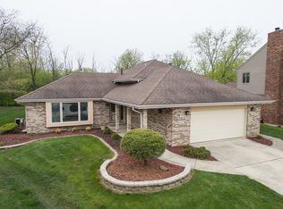 14926 Ridgewood Dr, Oak Forest, IL 60452