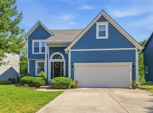 15421 S Alcan St, Olathe, KS 66062
