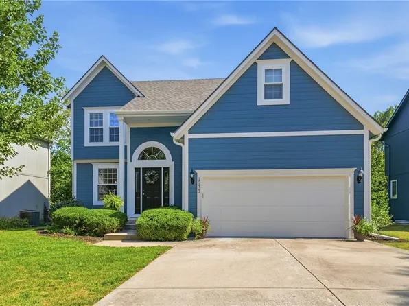 15421 S Alcan St, Olathe, KS 66062