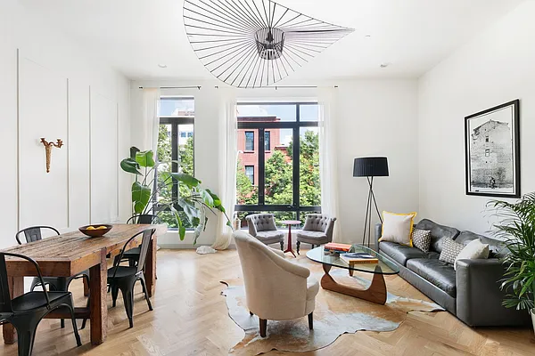 Sold by Compass | media 1