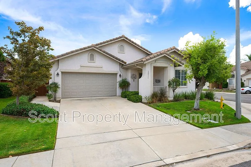 2 bed, 2.5 bath, 1425 sqft, $2,800 — Photo 1