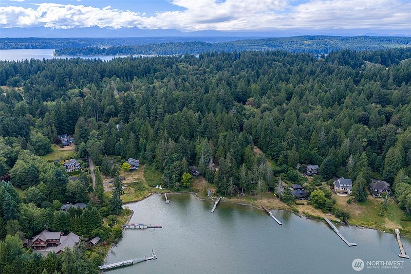5th image of 7264 NE Little Harbor Lane