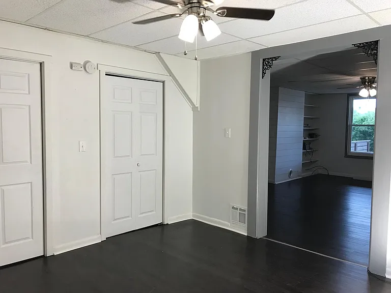 DiningRoom-1a