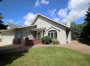 1158 Waube Ln, Green Bay, WI 54313