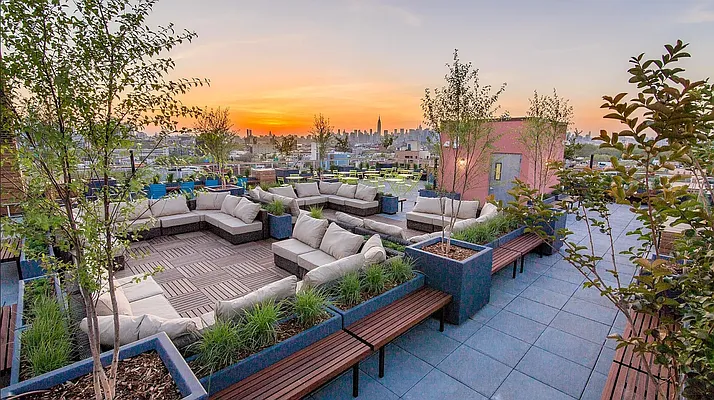 Rented by Nooklyn NYC LLC | media 47