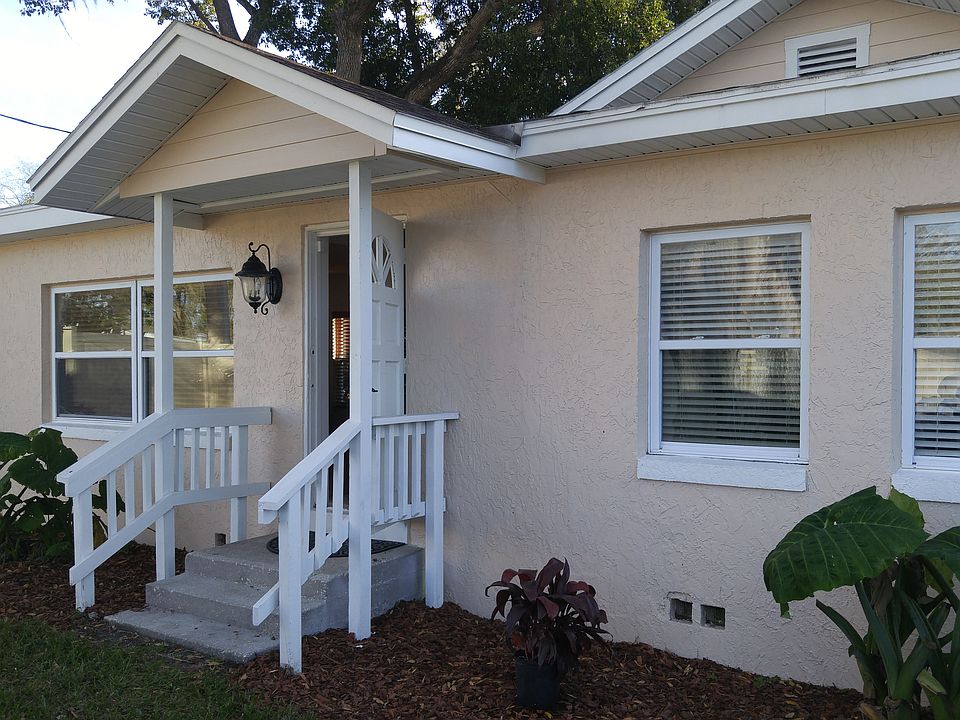 1st image of 4508 Edgewater Dr