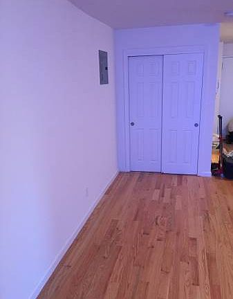 4th image of 7510 Grand Central Pkwy APT 4B