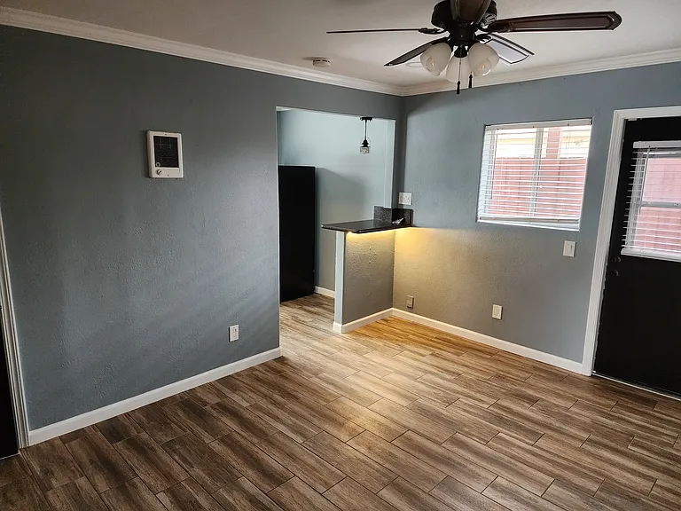 711-21 S Pine St #719 — Photo 5