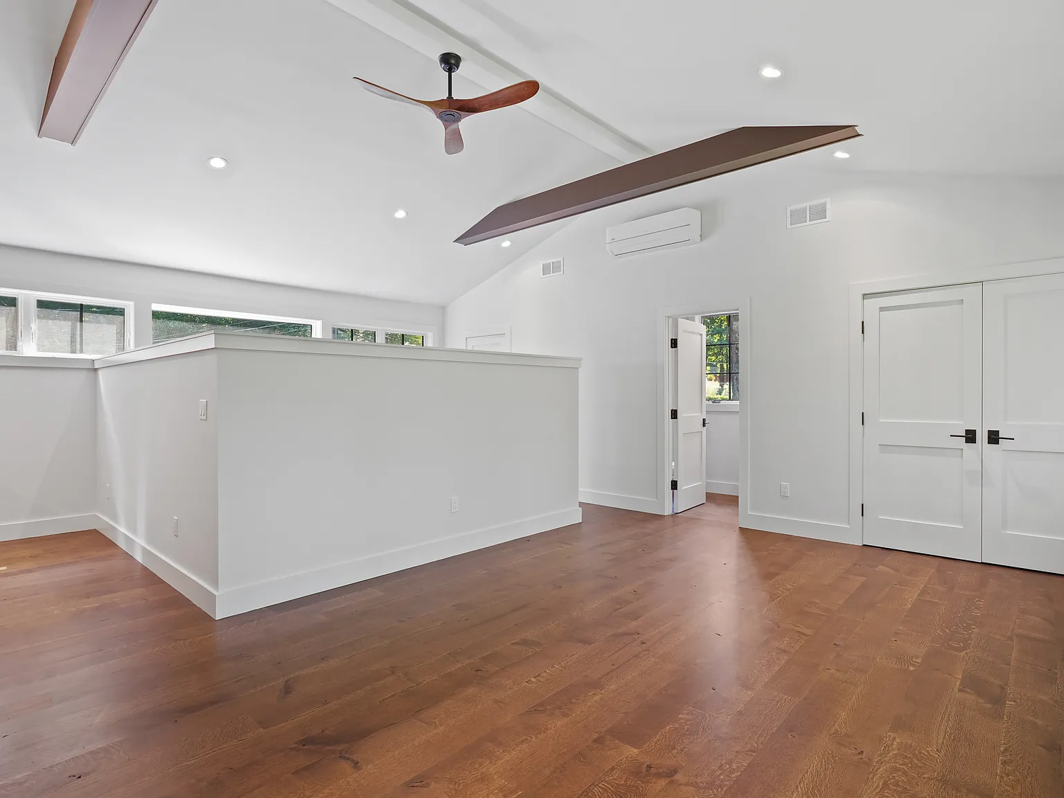 Studio, 800 sqft, $2,650 — Photo 3