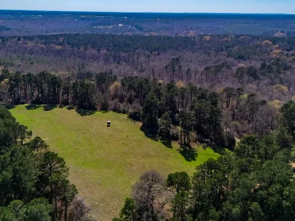 887 County Road 1265, Center, TX 75935