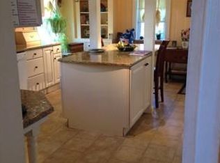21 Arlington St, Fitchburg, MA 01420