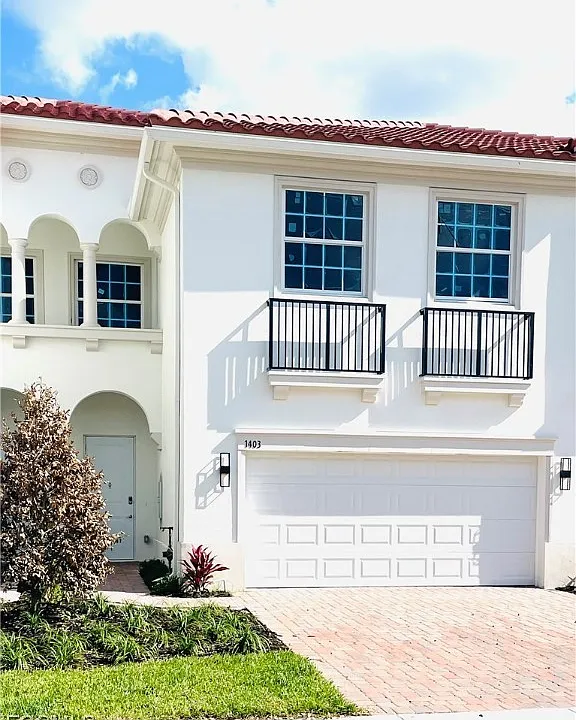 7012 Romana Way #1403