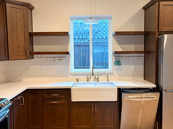2nd image of 6000 Sutter Ave #5950