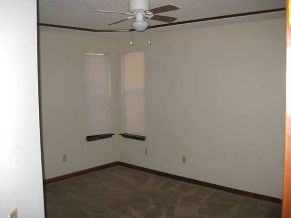 5th image of 11562 Silk Oak Ln