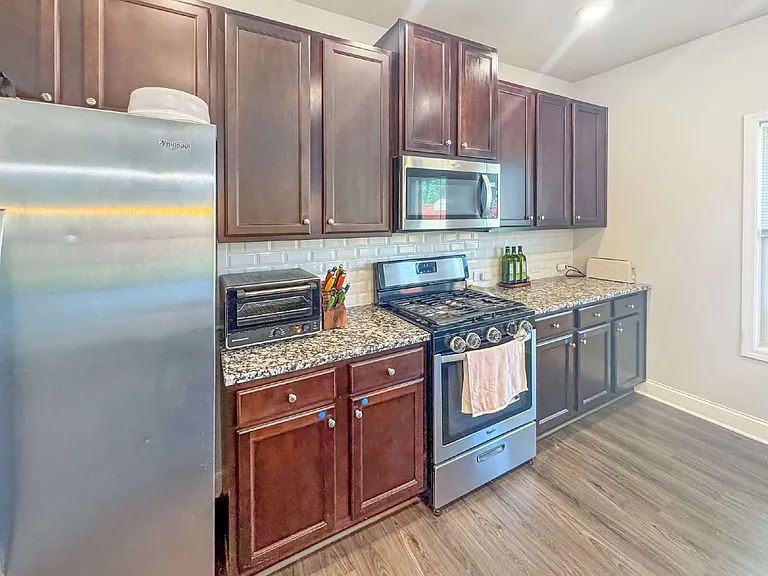 4472 Beechnut Vw — Photo 5
