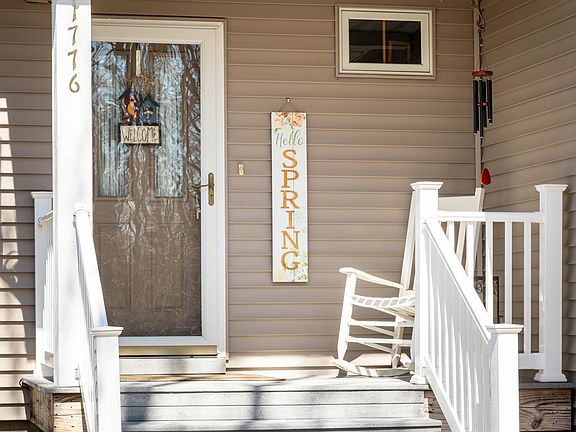 3rd image of 1776 W Burnley Ln