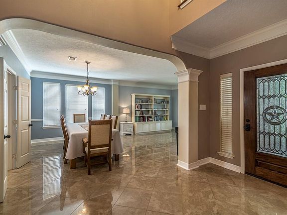 4th image of 13703 Country Green Ct