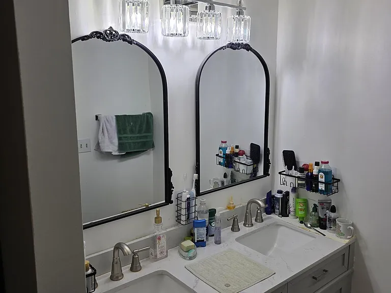 8360 Greensboro Dr #924 — Photo 14