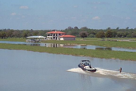 5th image of 125 River Lakes Ln