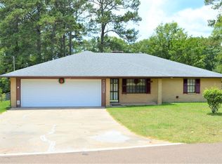 1022 Prairie Ln, McComb, MS 39648